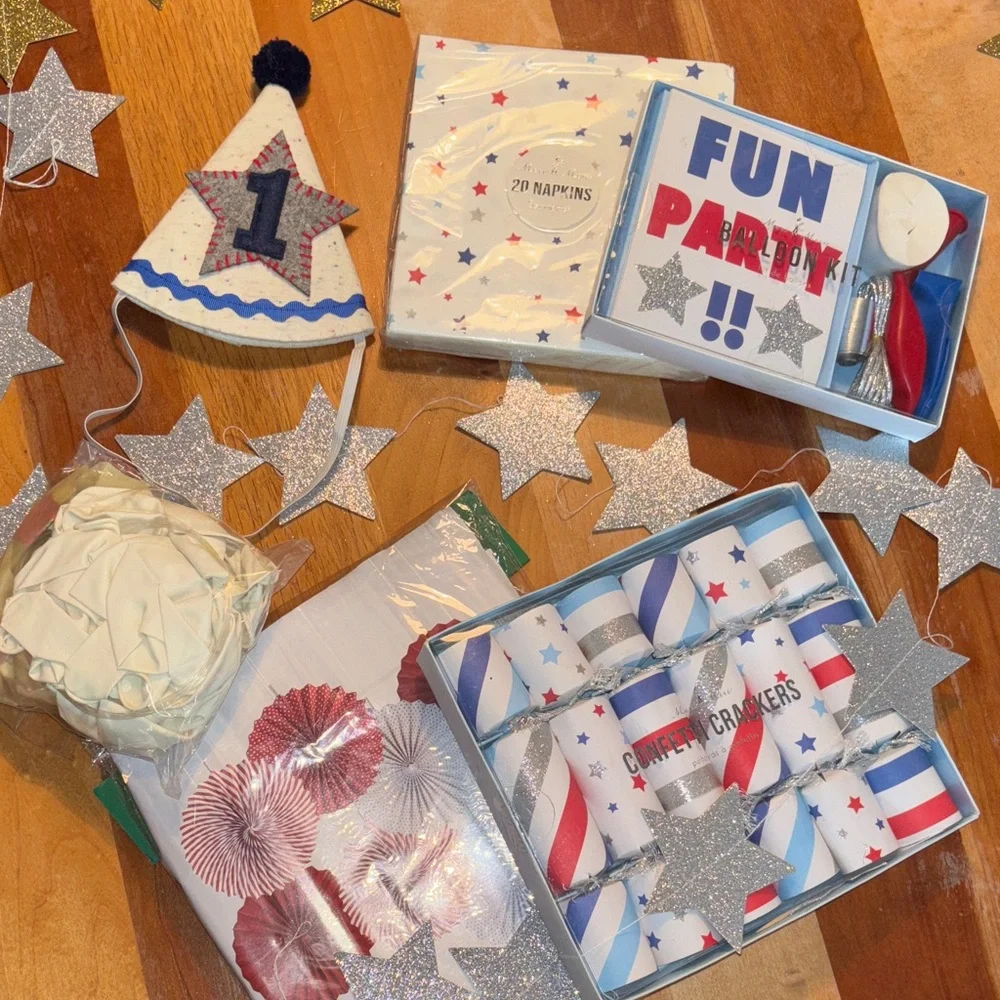 Patriotic Party Supplies Set with Hat and Decorations